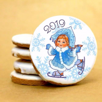 Печенье сувенирное "Снегурочка на коньках"